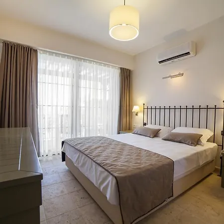 فندق Assos Oleas