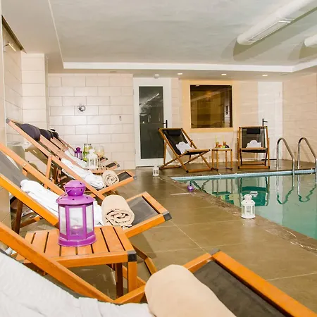 فندق Assos Oleas 4*