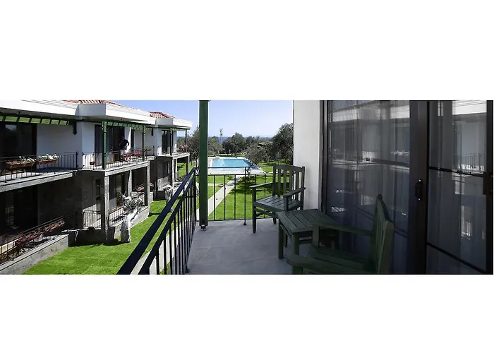 호텔 Assos Oleas 4*